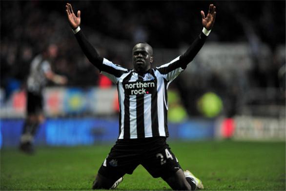 Cheik-Tiote-signs-a-new-deal-with-Newcastle-United-57215.jpg